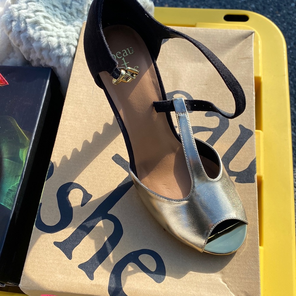 Black & gold heels